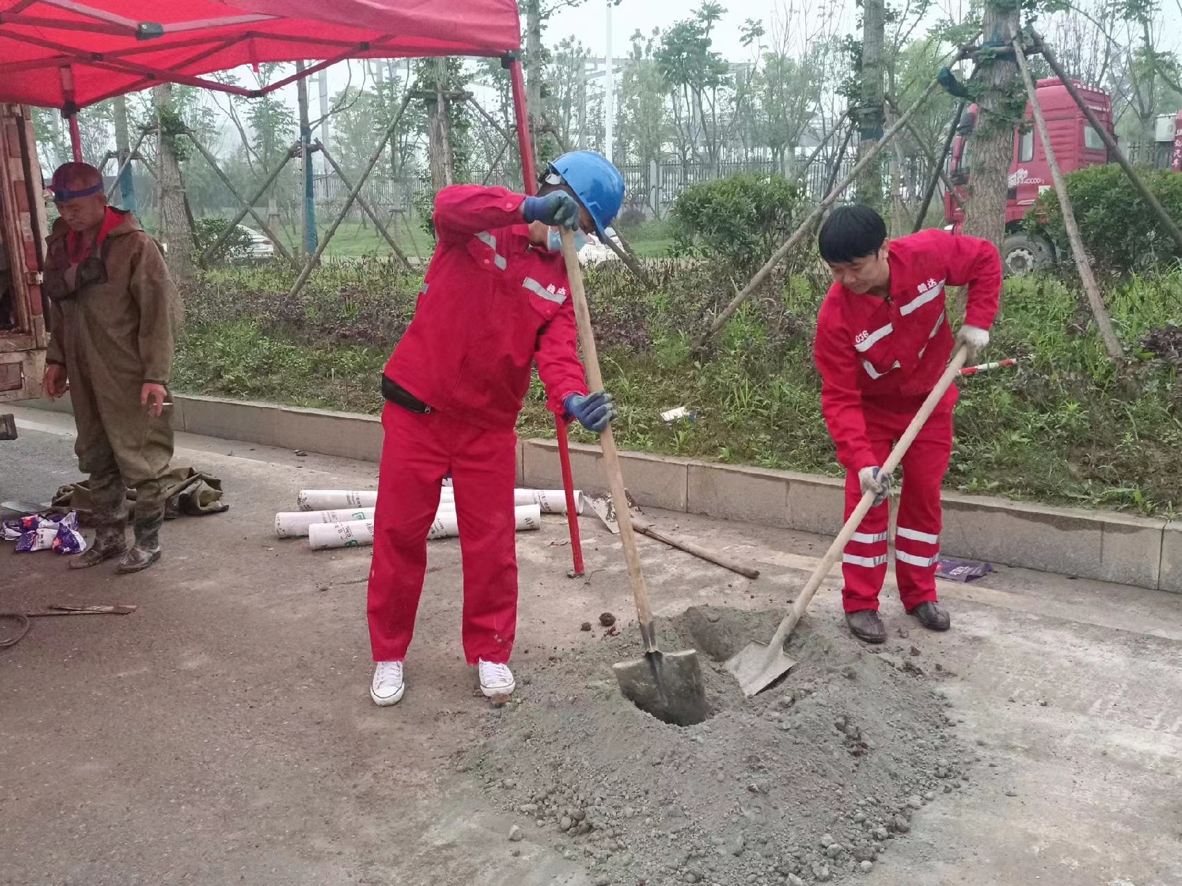 西昌管道疏通哪家好】及时进行市政管道清淤